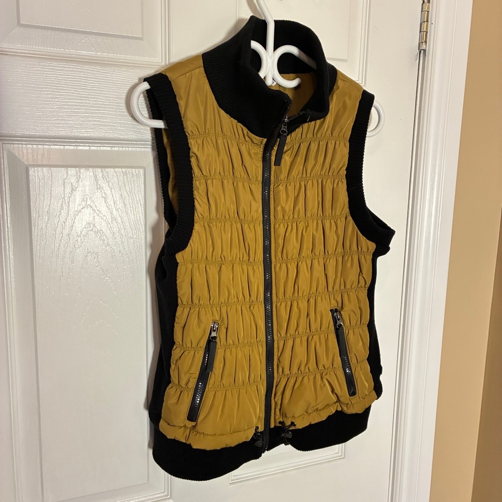 Calvin Klein Performance Quilted Vest Gold Black Zip Up Size L